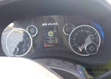 2024 Ram 2500 Big Horn 4X4 6'4 Box z USA, uszkodzony, nr VIN 3C6UR5DL0RG247091